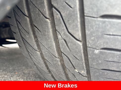 Used 2014 Dodge Challenger Rallye Redline image 12