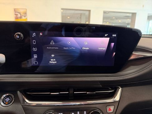 Used 2025 Buick Envista Preferred FWD image 19