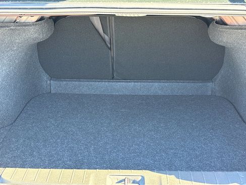 Used 2024 Nissan Sentra SV w/ SV Premium Package image 27