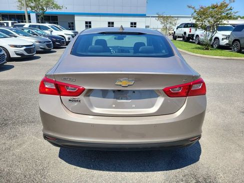 Certified 2023 Chevrolet Malibu LT w/ Driver Confidence Package FWD image 9