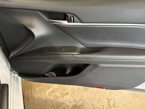 Certified 2024 Toyota Camry SE FWD image 34