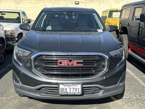 Used 2021 GMC Terrain SLE image 2