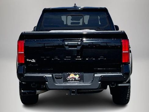 Used 2024 Toyota Tacoma TRD Off-Road w/ TRD Off Road Upgrade Package image 6