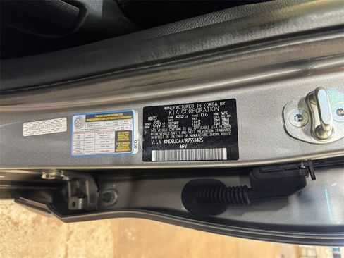 Certified 2024 Kia Seltos S image 31