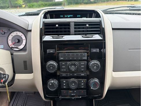 Used 2009 MAZDA Tribute i Grand Touring FWD image 16