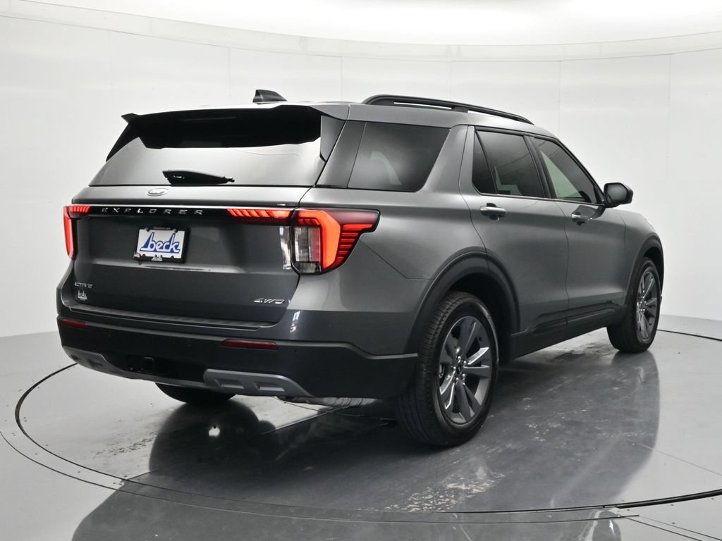 New 2026 Ford Explorer Active w/ Active Comfort Package AWD/4WD image 5