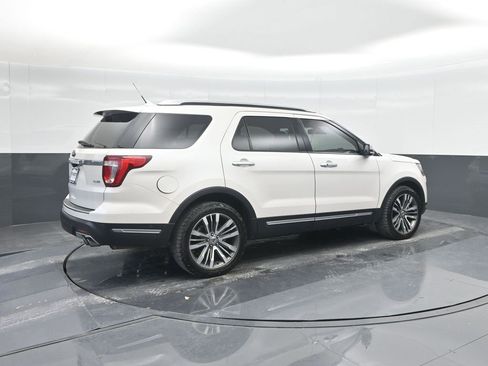 Used 2018 Ford Explorer Platinum image 15