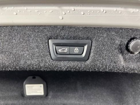 Used 2023 BMW 530i w/ Convenience Package RWD image 47