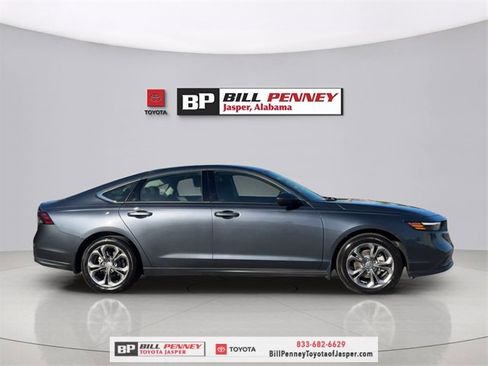 Used 2023 Honda Accord EX image 6