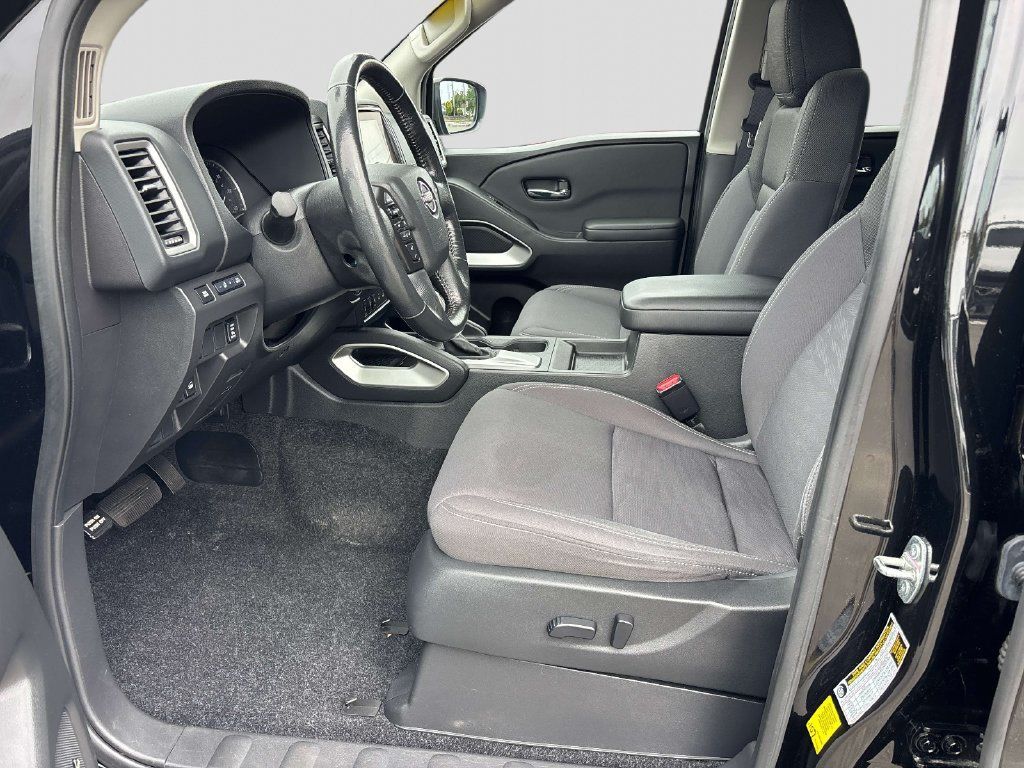Certified 2024 Nissan Frontier SV w/ SV Convenience Package AWD/4WD image 16