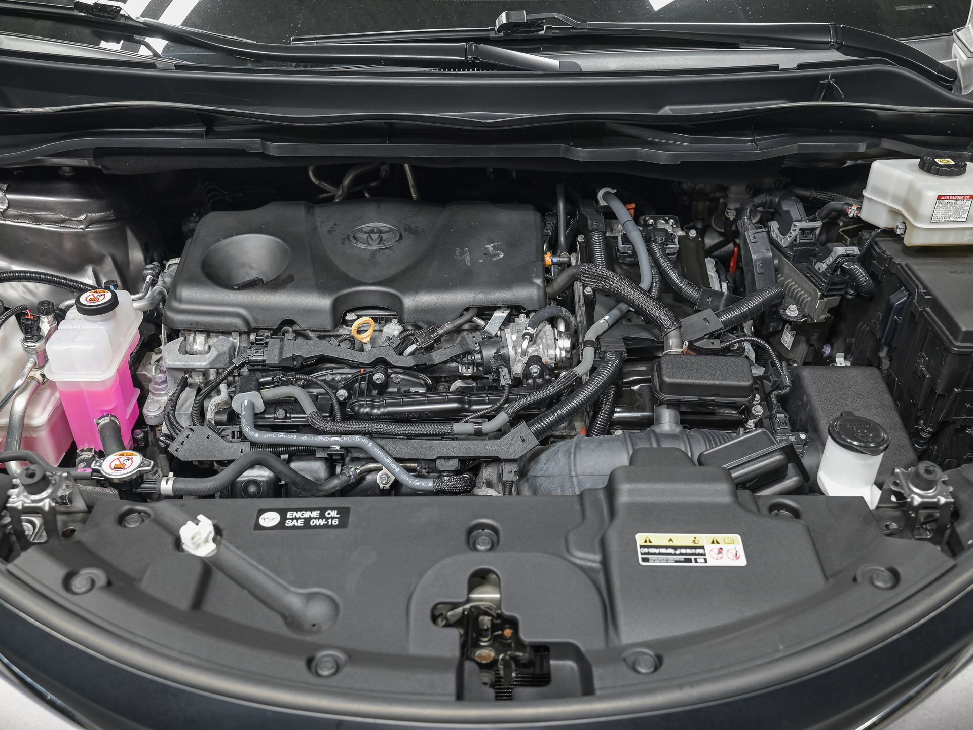 Used 2024 Toyota Sienna XLE FWD image 10
