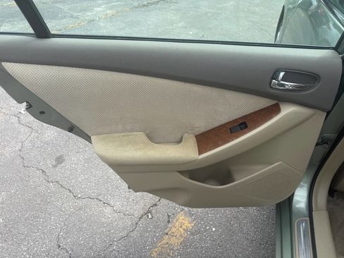 Used 2008 Nissan Altima 2.5 S w/ Convenience Pkg image 12