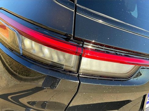 New 2025 Jeep Grand Cherokee L Altitude image 21