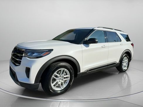 New 2026 Ford Explorer Active image 12