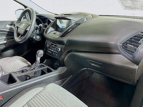 Used 2018 Ford Escape SE w/ SE Sport Appearance Package image 28