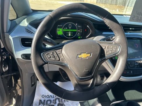 Used 2017 Chevrolet Bolt LT image 12