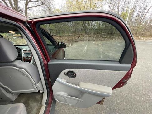 Used 2007 Chevrolet Equinox LT w/ LT Preferred Equipment Group AWD/4WD image 28