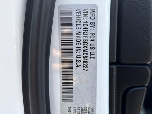 Used 2021 Jeep Grand Cherokee Limited w/ Quick Order Package 28K 80th AWD/4WD image 30