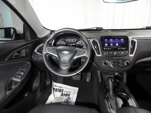Used 2020 Chevrolet Malibu LT FWD image 10