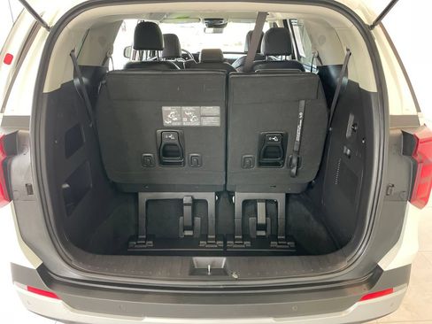 Used 2026 Kia Carnival FWD image 22