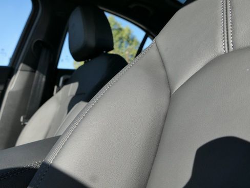 New 2025 Alfa Romeo Giulia AWD image 12