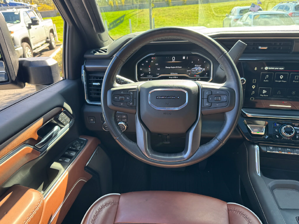 Used 2025 GMC Sierra 3500 Denali Ultimate AWD/4WD image 12