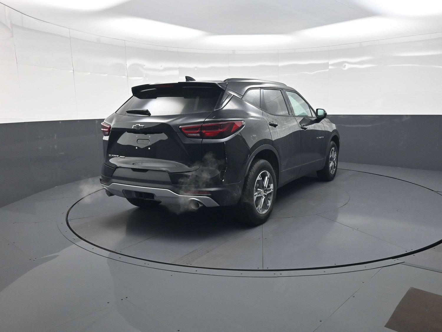 New 2026 Chevrolet Blazer LT w/ Convenience Package AWD/4WD image 3