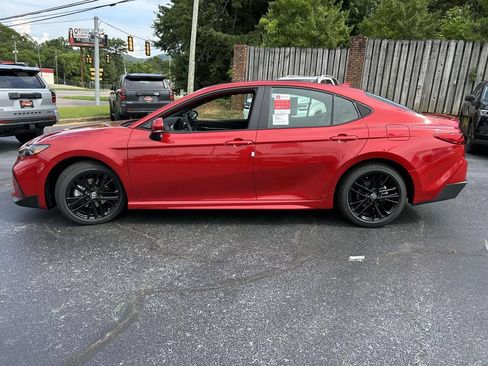 New 2026 Toyota Camry SE FWD image 6