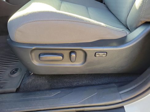 Used 2022 Toyota Tacoma SR5 image 22