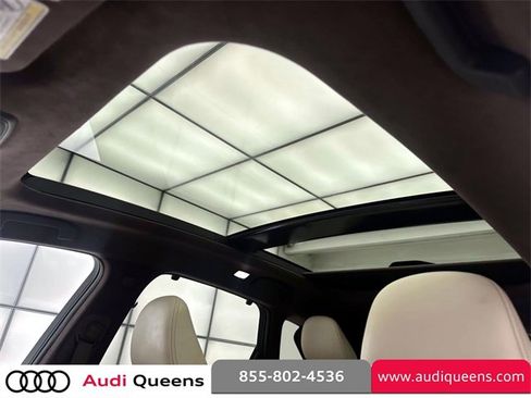 Used 2019 INFINITI QX50 Essential w/ Sensory Package image 23