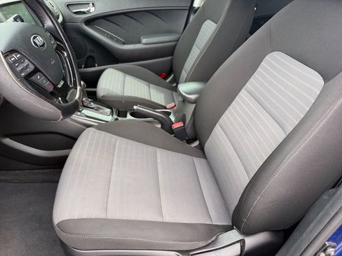 Used 2018 Kia Forte S FWD image 10