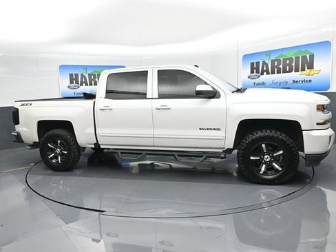 Used 2021 Ford F150 XLT w/ Equipment Group 302A High AWD/4WD image 7
