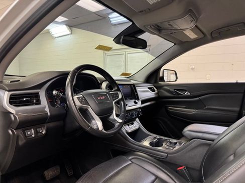 Used 2021 GMC Acadia SLT FWD image 14