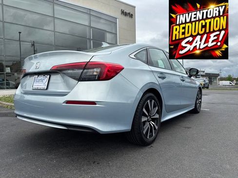 Used 2022 Honda Civic EX image 9