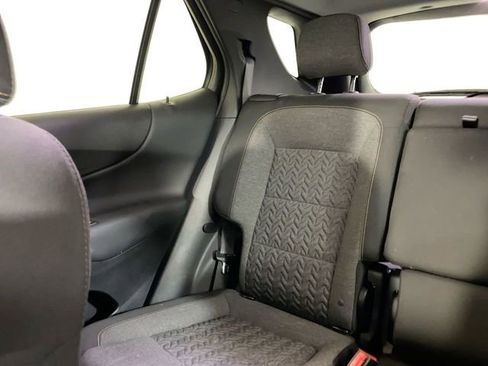 Used 2024 Chevrolet Equinox LT image 12