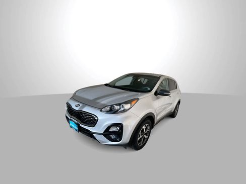 Used 2020 Kia Sportage LX w/ LX Popular Package image 4