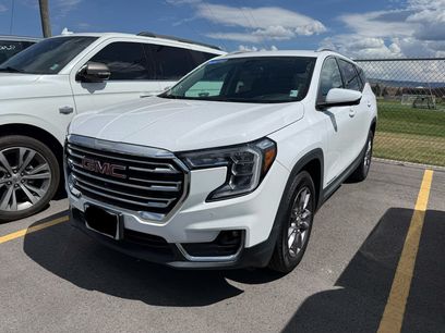 Used 2022 GMC Terrain SLT w/ Tech Package