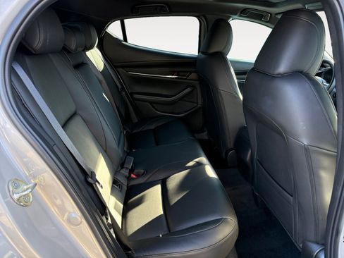 Used 2025 MAZDA MAZDA3 s image 18