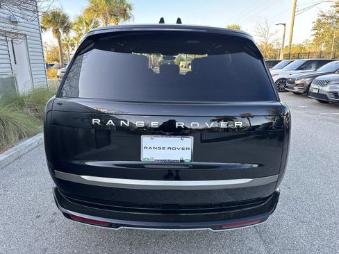 New 2026 Land Rover Range Rover SE image 7