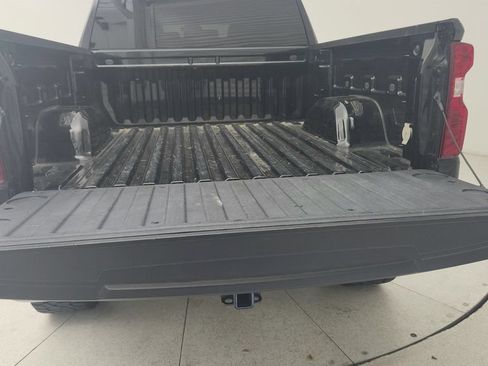 Used 2024 Chevrolet Silverado 1500 LT RWD image 46