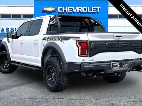 Used 2019 Ford F150 Raptor w/ Equipment Group 802A Luxury AWD/4WD image 3