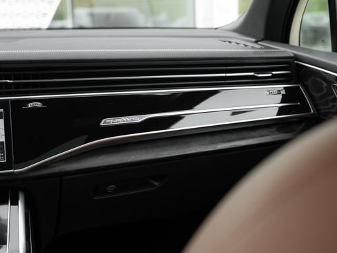 Certified 2023 Audi Q7 2.0T Premium w/ Convenience Package AWD/4WD image 14