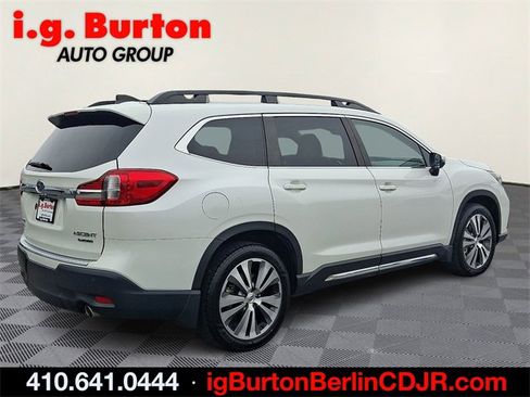 Used 2022 Subaru Ascent Limited w/ Technology Package image 6