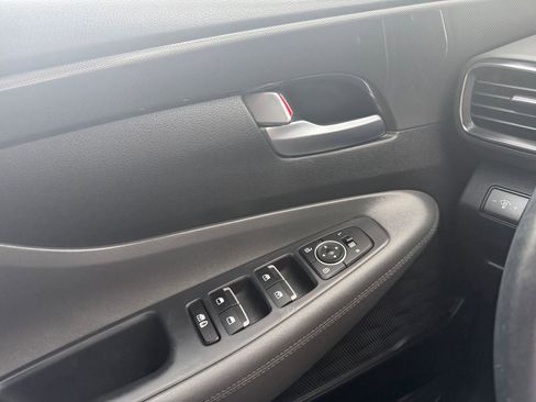 Used 2023 Hyundai Santa Fe SEL AWD/4WD image 17