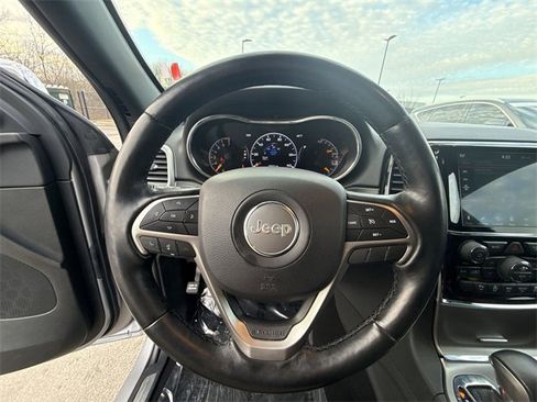 Used 2020 Jeep Grand Cherokee Limited image 14