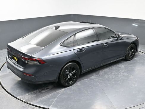 Used 2025 Honda Accord SE image 42