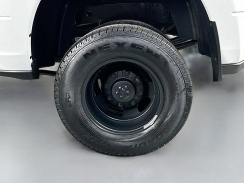 New 2026 RAM 3500 Tradesman AWD/4WD image 17