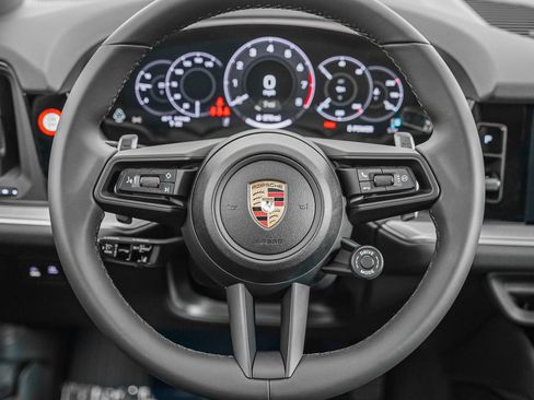New 2026 Porsche Cayenne GTS AWD/4WD image 17