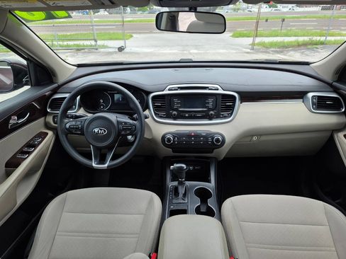 Used 2016 Kia Sorento LX FWD image 18