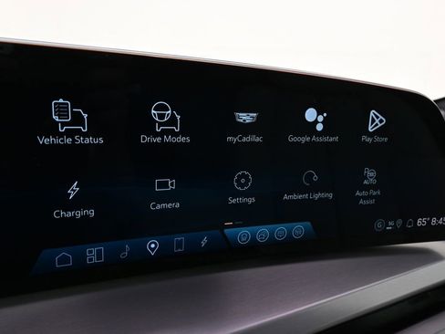 New 2026 Cadillac Vistiq Sport w/ LPO, Floor Liner Package image 24